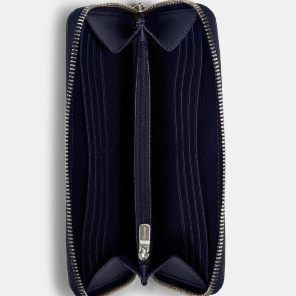Coach Wallet - Picture 2 of 6